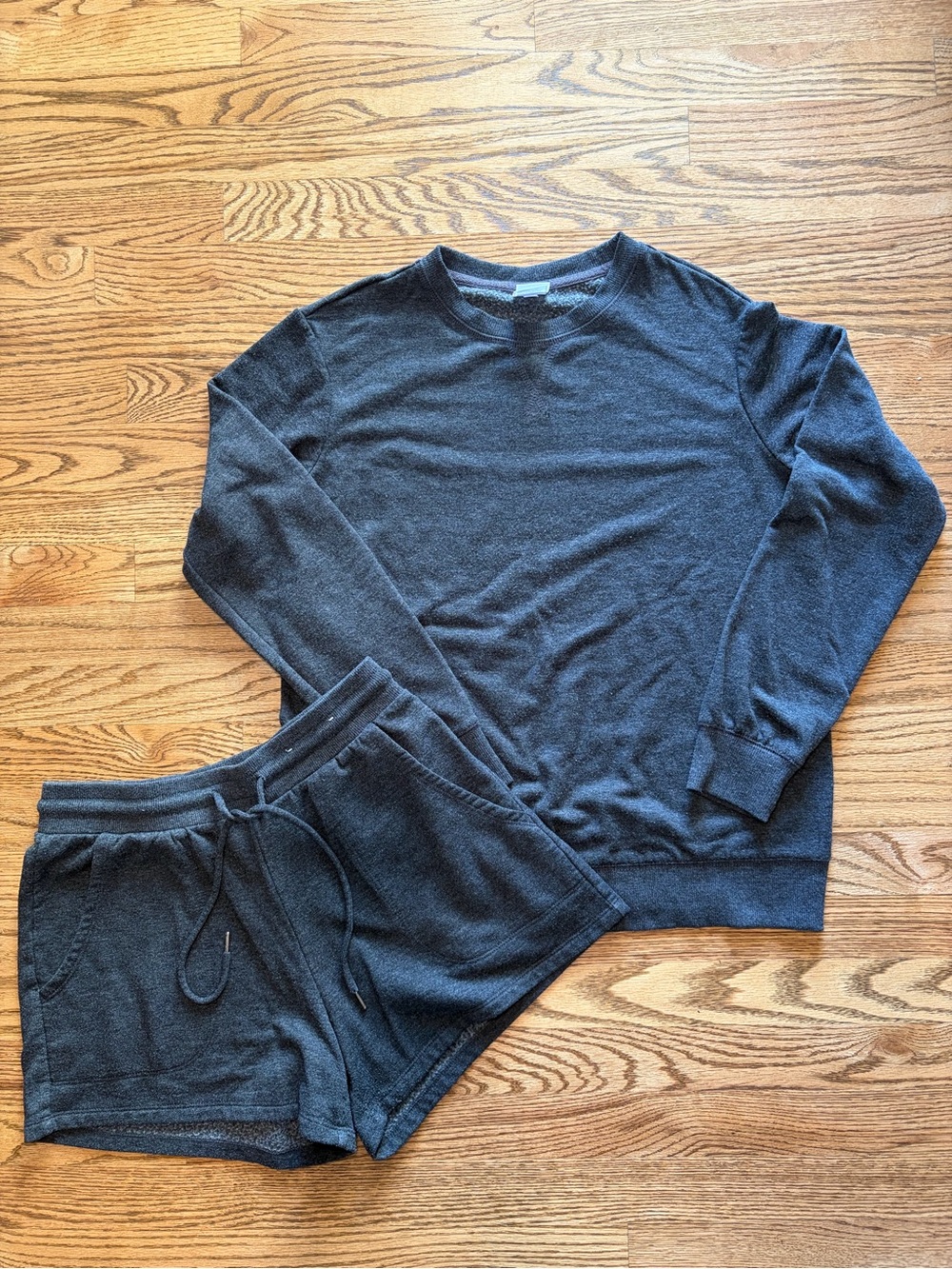 Stars Above Women’s Charcoal Crewneck Sweater and Charcoal Lounge Shorts (small)